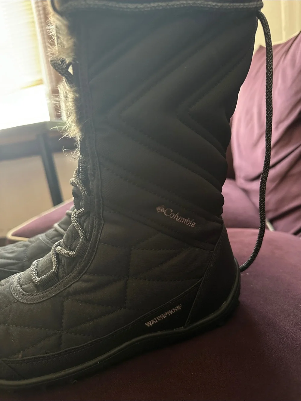 Columbia Black Faux-Fur Trim Winter Boots